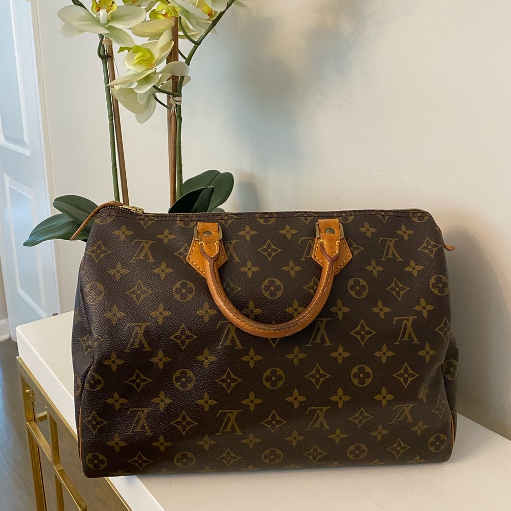 Authentic-Louis Vuitton Speedy 35 Monogram